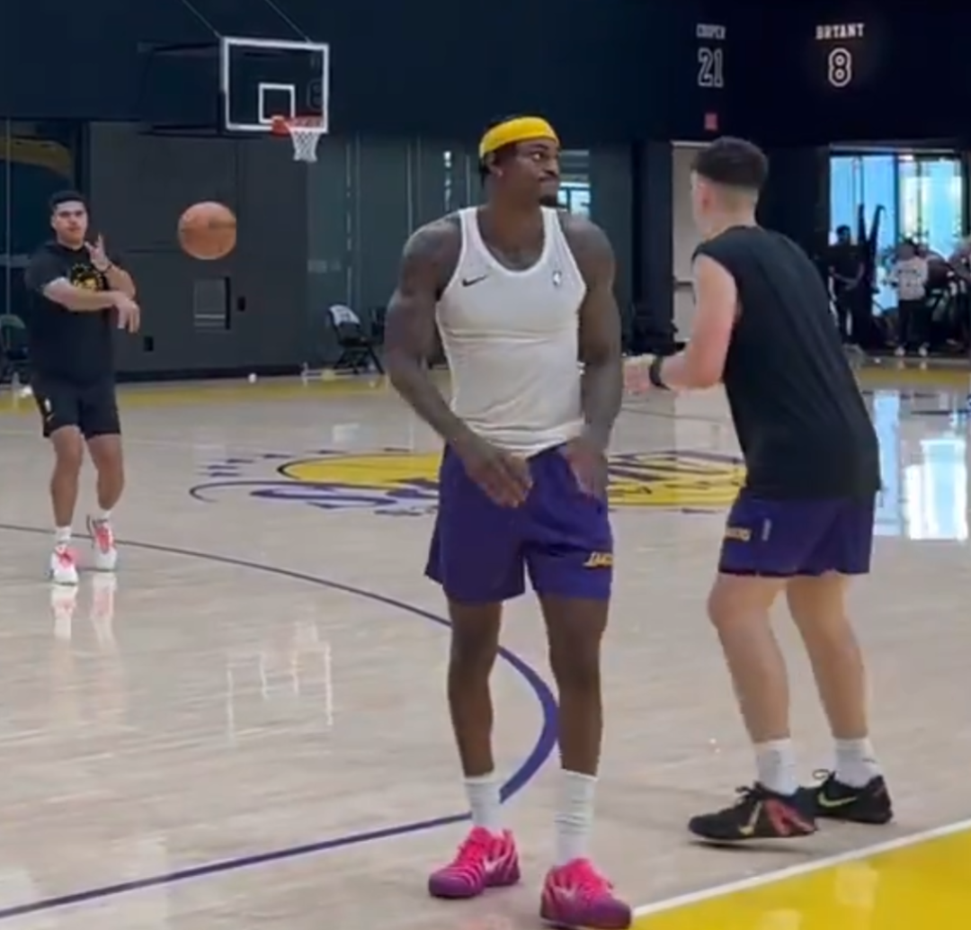 博狗体育官方网站-2天已经伤2个!湖人,你这训练营啥问题啊